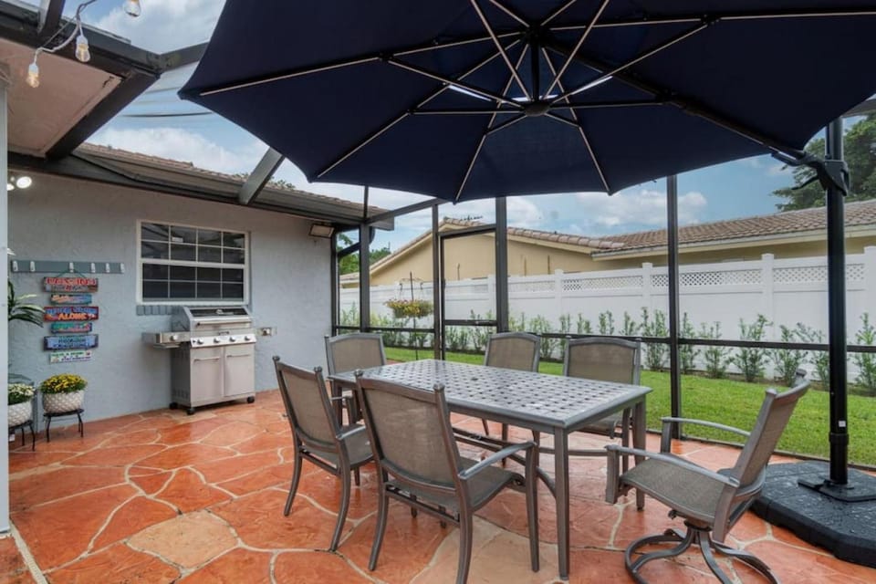Patio, BBQ facilities