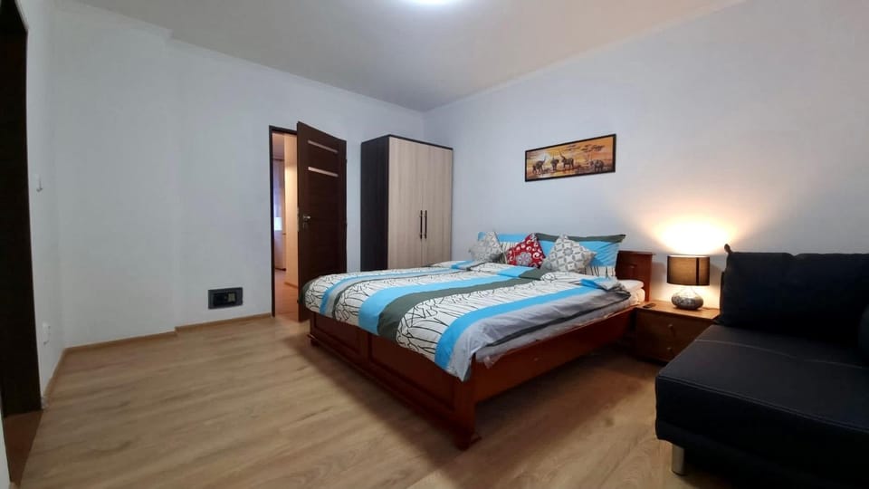Bed, Bedroom, wardrobe