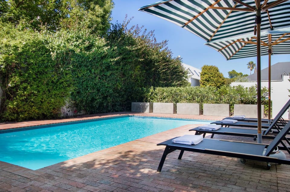 Garden, Swimming pool