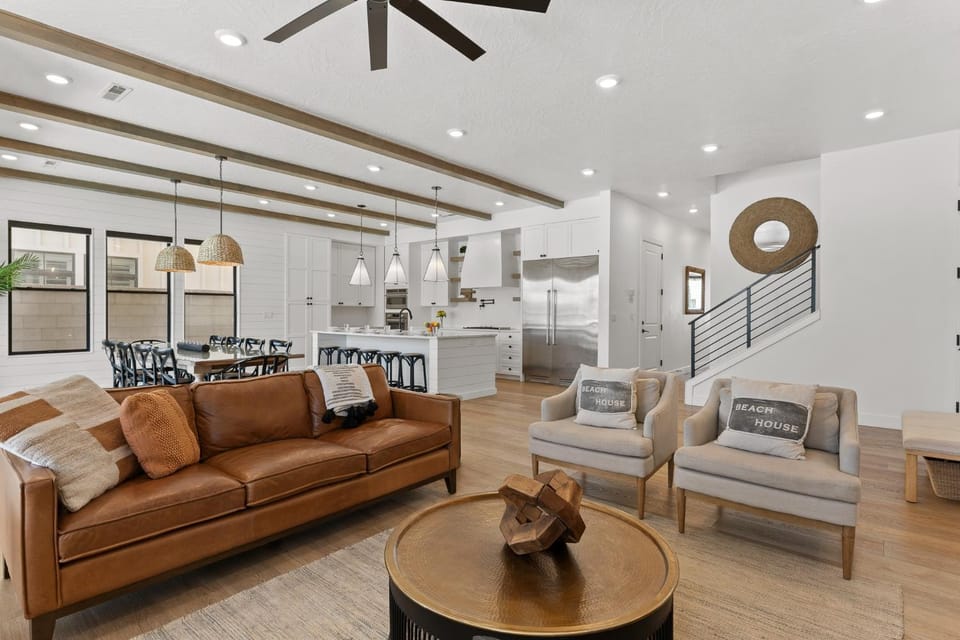 Desert Beach home House in St George