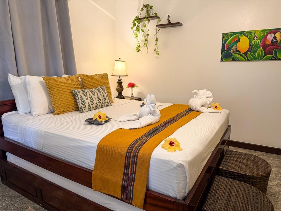 Caribbean Shores Belize Bed and Breakfast in Hopkins