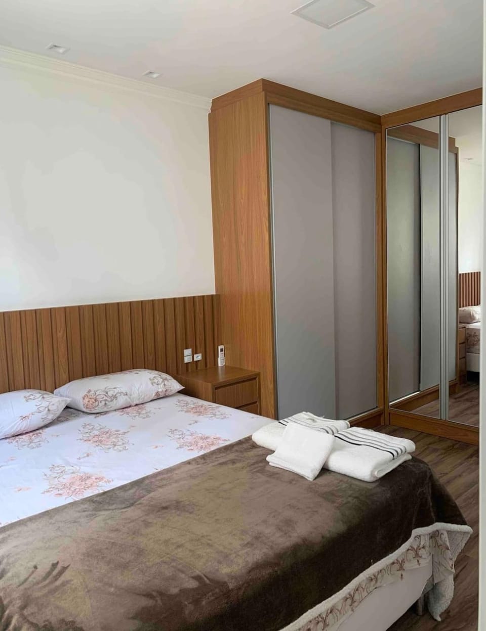 Apartamento 3 suítes a 100m do mar Apartment in Porto Belo