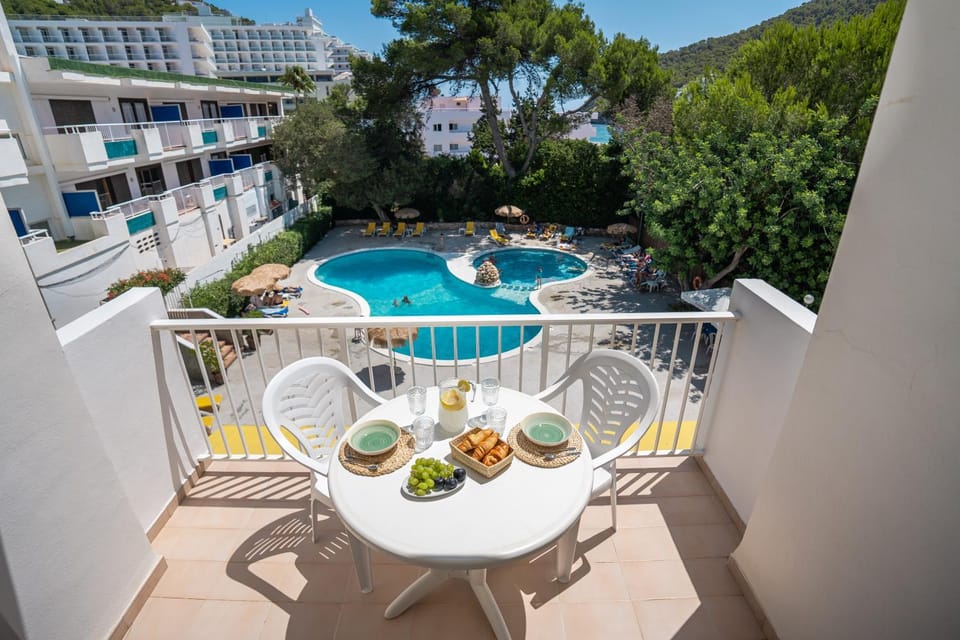 Apartamentos Cala LLonga Playa Apartment in Cala Llonga