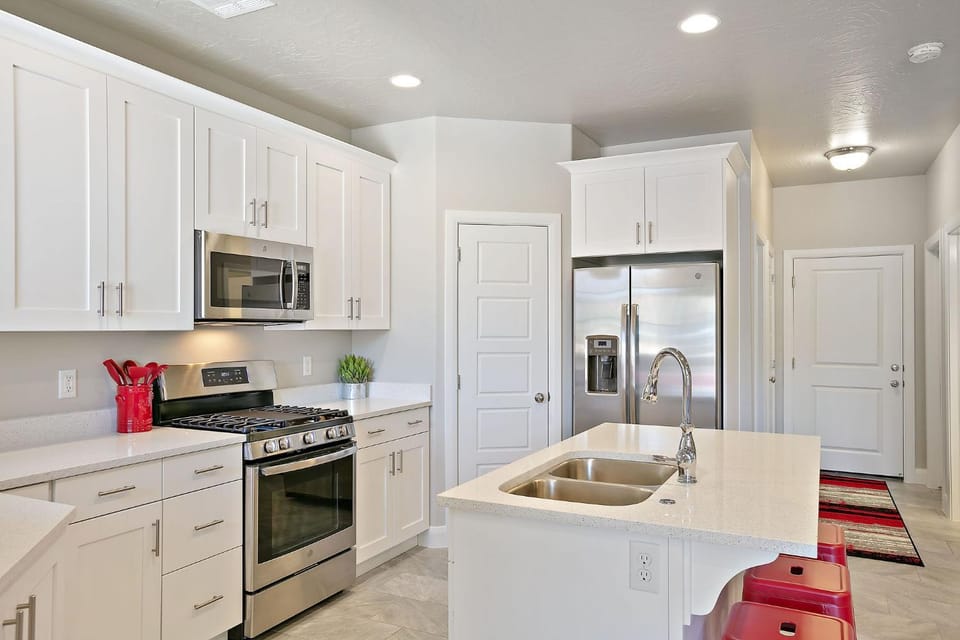 Southern Adobe House in Washington