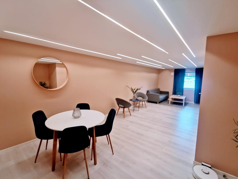 Stunning Views & Central Location in Tromsø Apartment in Tromso