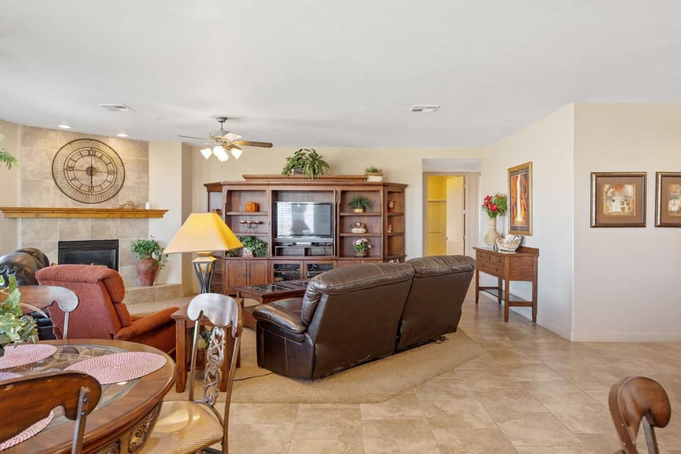 Tuscan Desert Vista #2001 condo Apartment in St George