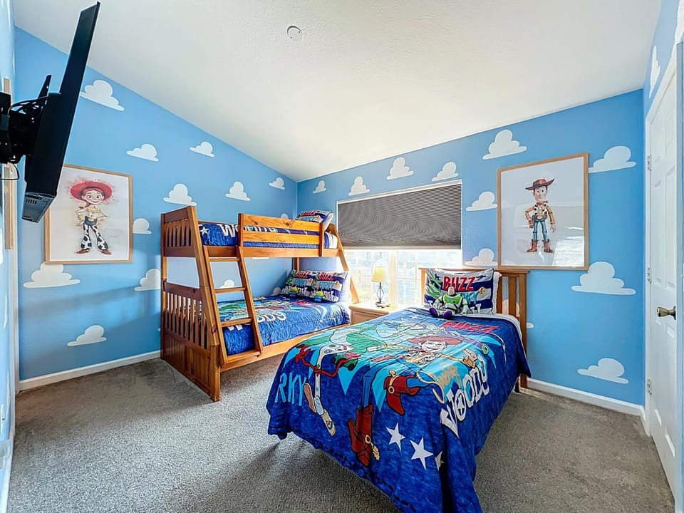 Private Pool Disney Townhome - Walk to Water Park House in Windsor Hills