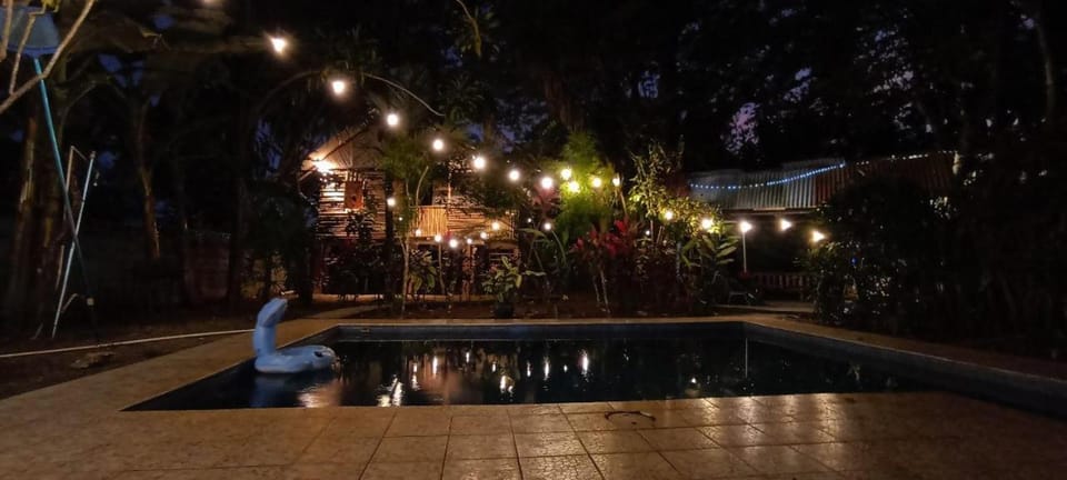 BAMBU HOSTEL Bed and Breakfast in David