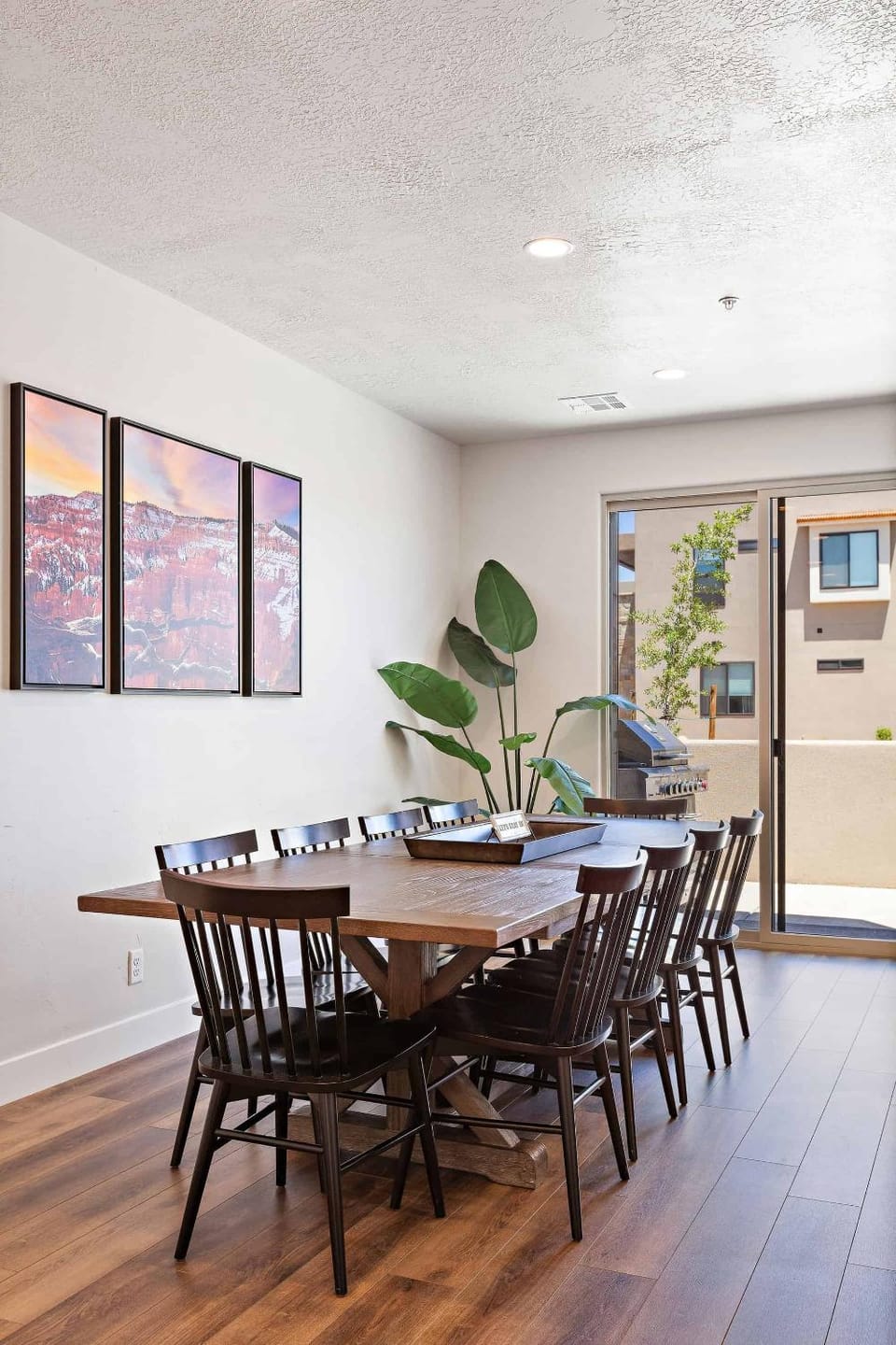 Adventure HQ 1 townhouse House in Washington
