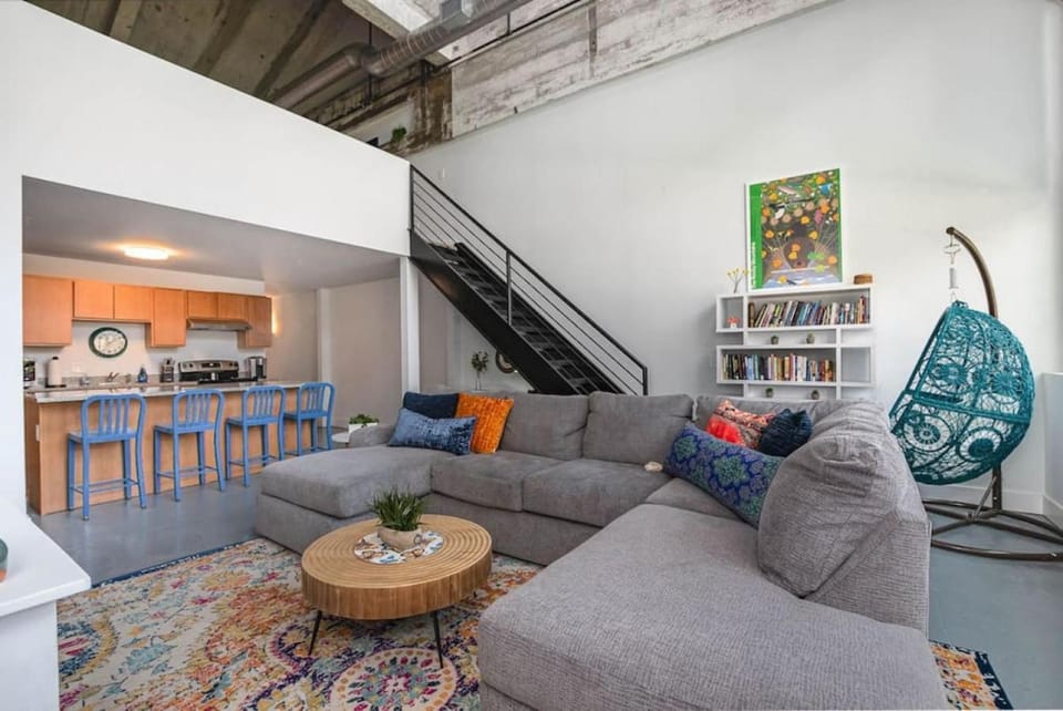 5103 Peters New Industrial Loft on Lebanon Bike Trail Apartment in Ohio
