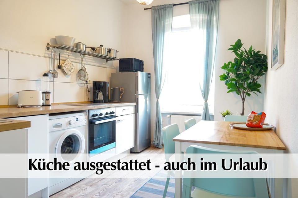 Kitchen or kitchenette, Text overlay, dishwasher, minibar, oven, pet friendly, stove, toaster, washing machine, dryer