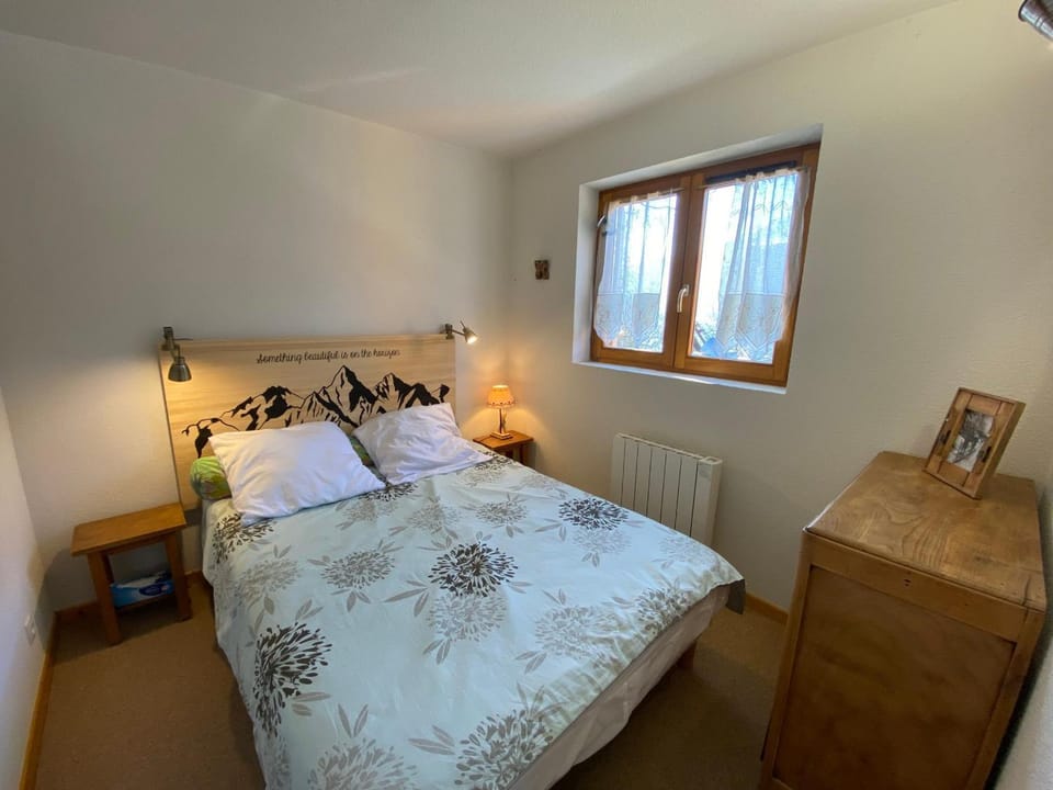 Appartement cosy avec terrasse, proche du village, parking inclus - FR-1-693-7 Apartment in Châtel