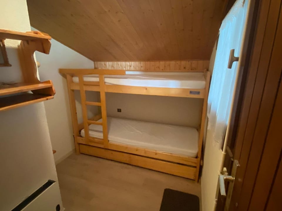 Appartement familial, proche centre, avec WIFI et parking - FR-1-693-41 Apartment in Châtel