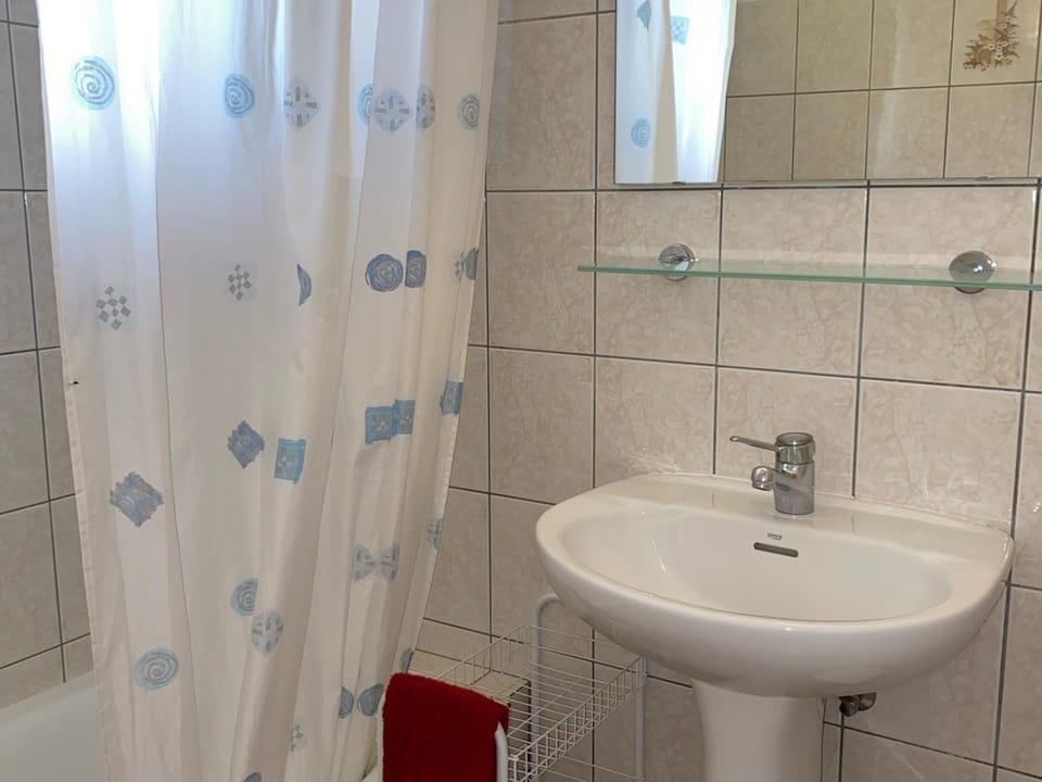 Charmant appartement 2 chambres avec parking à Châtel, à 200m du centre - FR-1-693-35 Apartment in Châtel