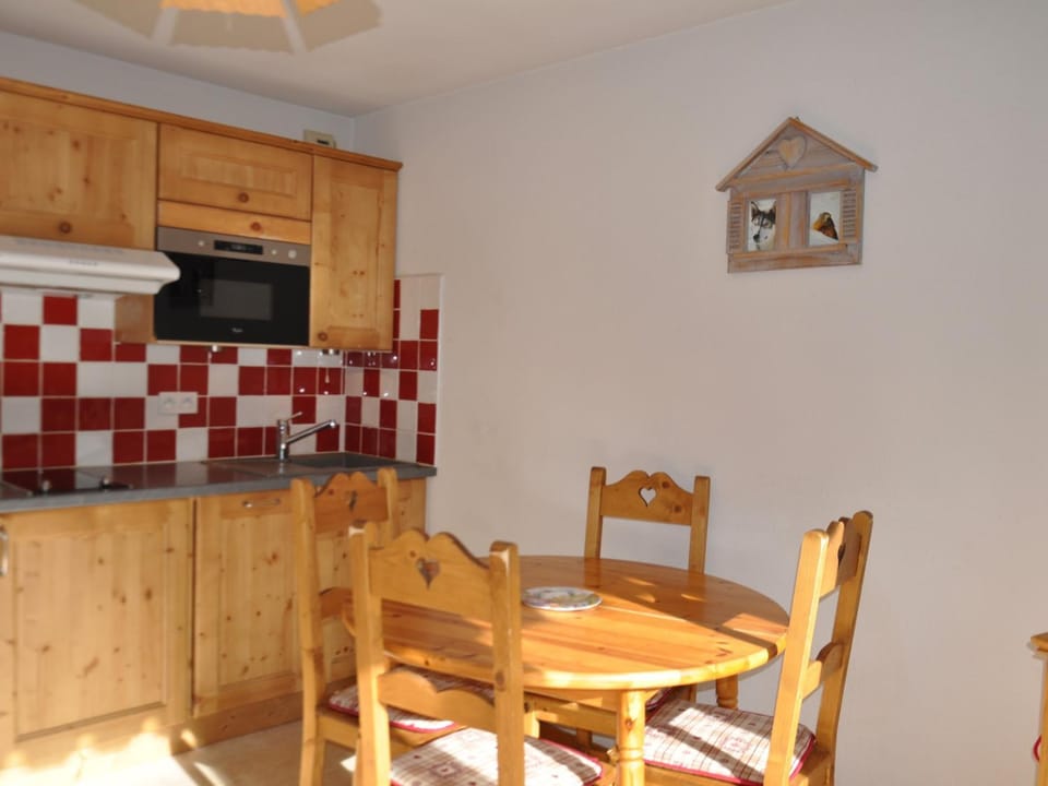 Appartement cosy proche des pistes avec balcon et parking - FR-1-693-47 Apartment in Châtel