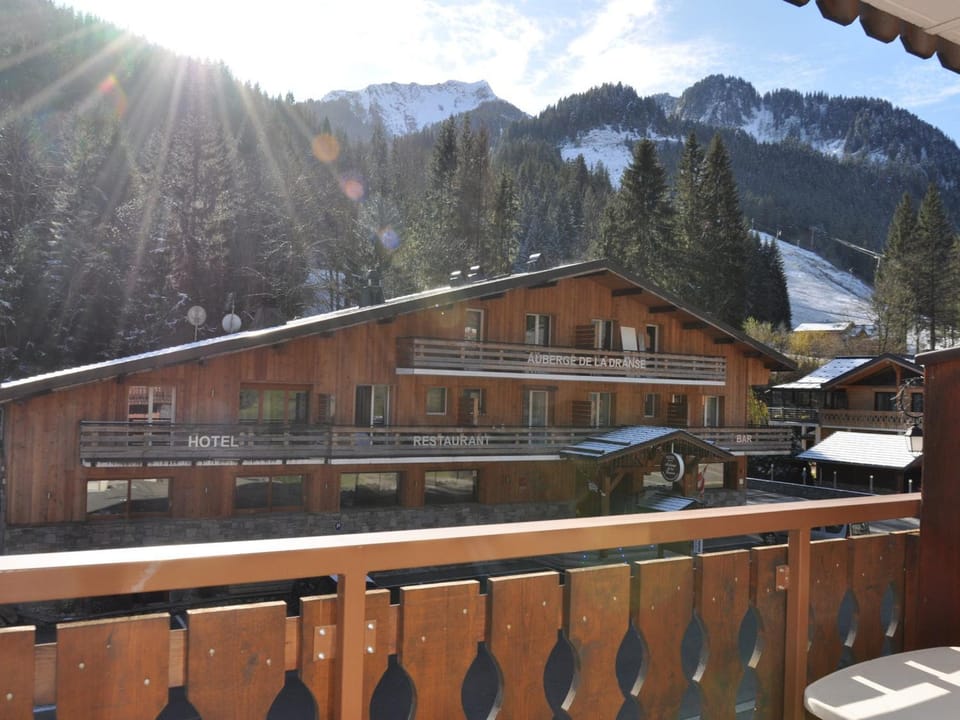 Appartement cosy proche des pistes avec balcon et parking - FR-1-693-47 Apartment in Châtel