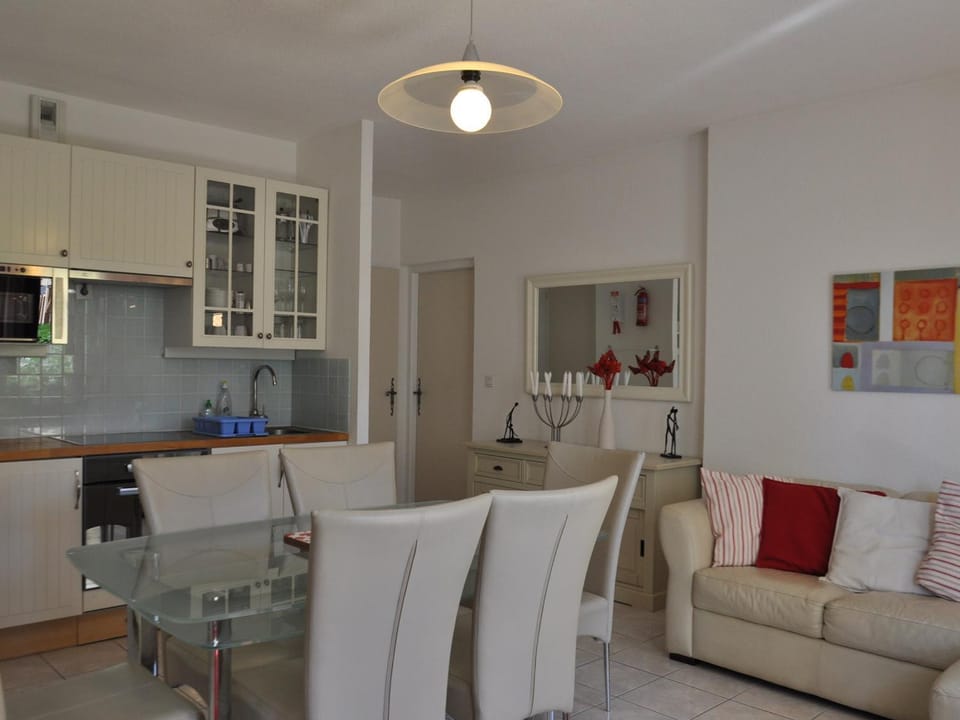 Appartement chaleureux au centre, avec WIFI et proche des commodités - FR-1-693-36 Apartment in Châtel