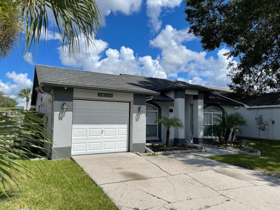 Cozy 3 bedroom home close to everything in Tampa! House in Greater Carrollwood
