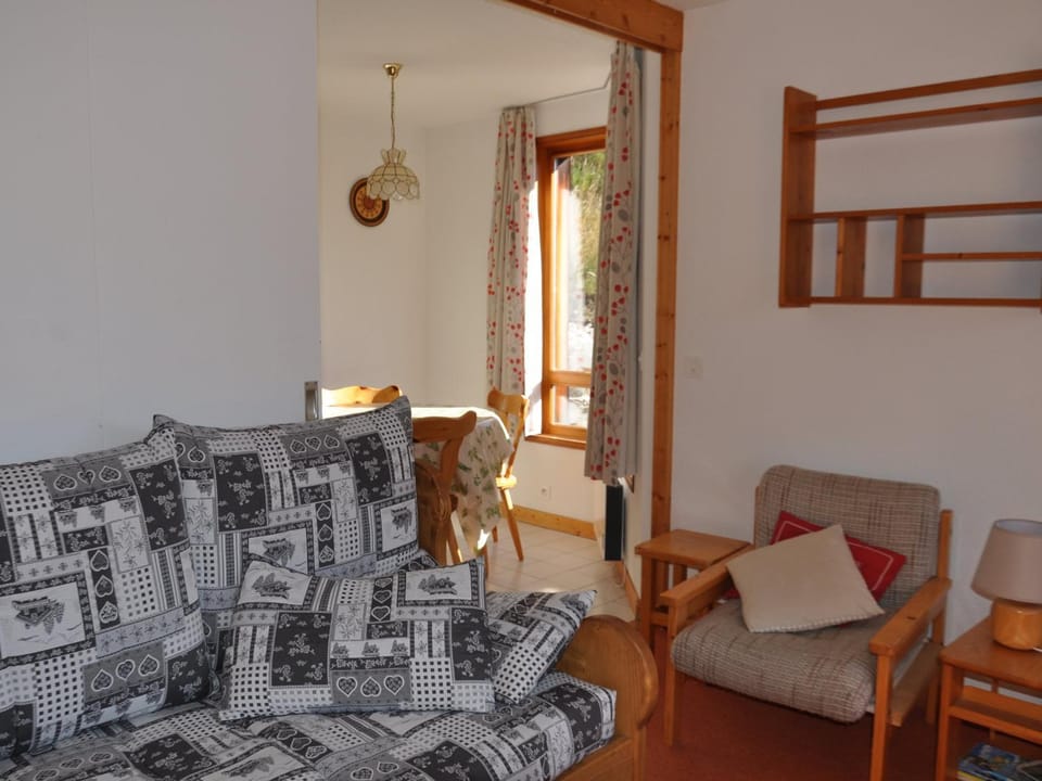 Charmant 2 pièces avec balcon et parking, proche centre et remontées mécaniques ! - FR-1-693-65 Apartment in Châtel