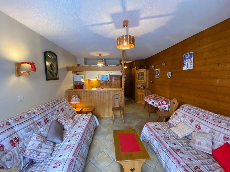 Studio cosy avec balcon et WIFI proche des pistes du Linga - FR-1-693-82 Apartment in Châtel