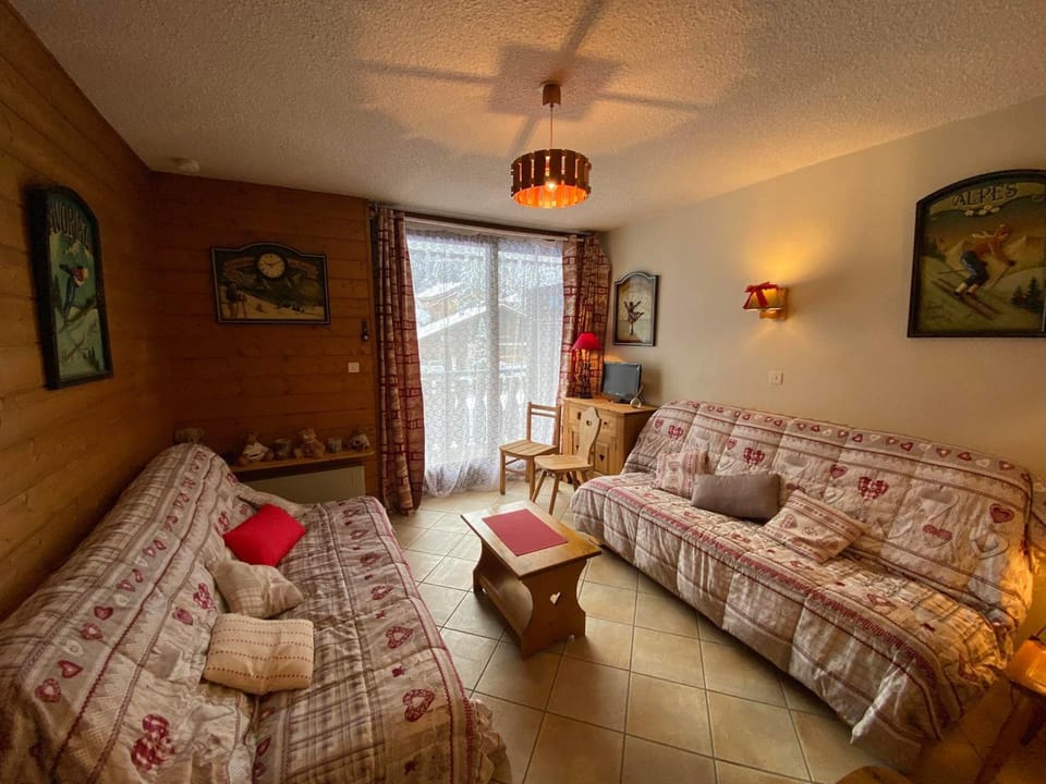 Studio cosy avec balcon et WIFI proche des pistes du Linga - FR-1-693-82 Apartment in Châtel
