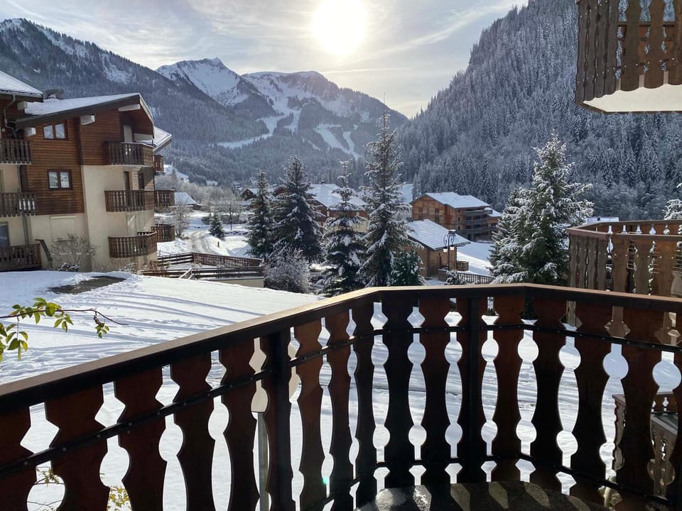 Appartement à Châtel avec WIFI et parking, près du centre - FR-1-693-80 Apartment in Châtel