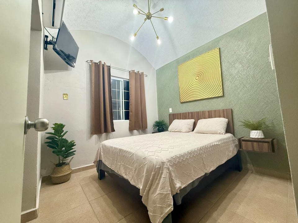 Casa con alberca a 8 Min de Playa Apartment in Ixtapa Zihuatanejo