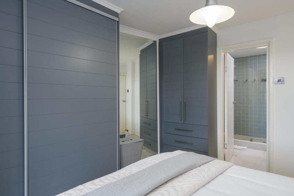 Bedroom, wardrobe