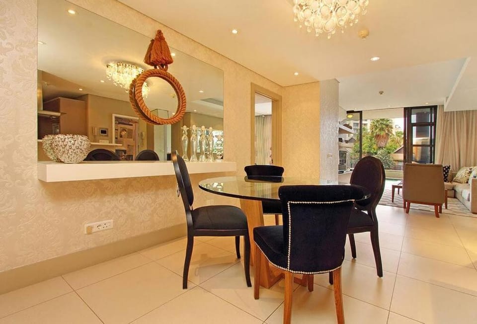 Luxury Villa in V&A Waterfront Apartment in Cape Town