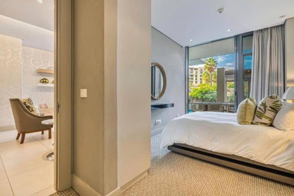 Luxury Villa in V&A Waterfront Apartment in Cape Town