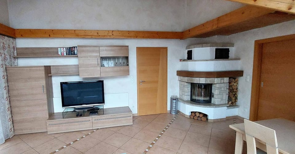 TV and multimedia, Living room, flat iron