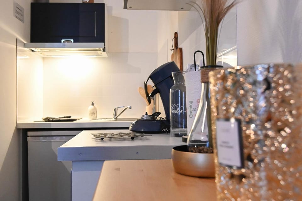 Coffee/tea facilities, Communal kitchen, minibar, toaster