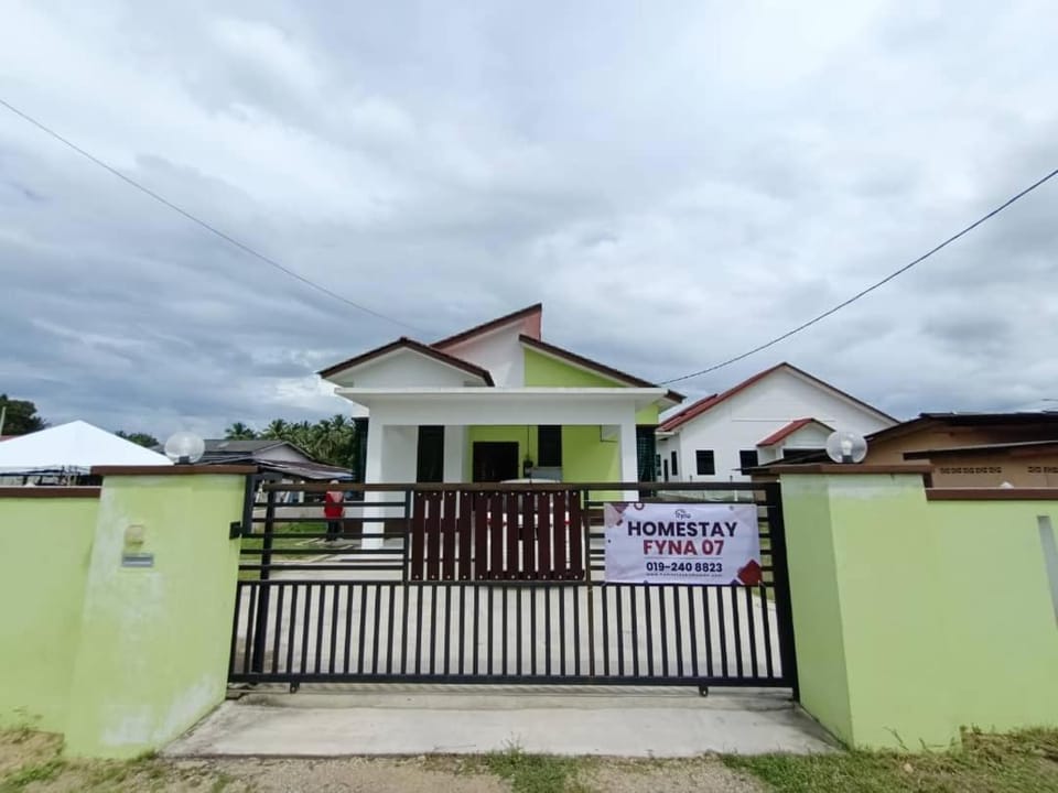Property building, Day, Garden