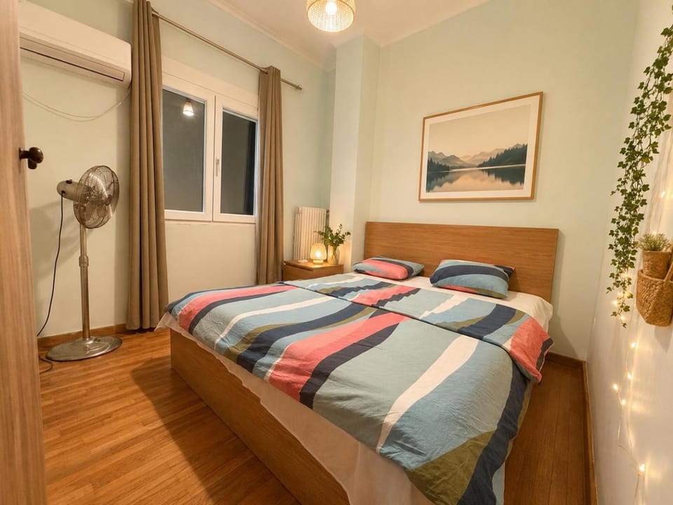 2 bedroom apartment 300 meters metro Aghios loanis Apartment in Athens