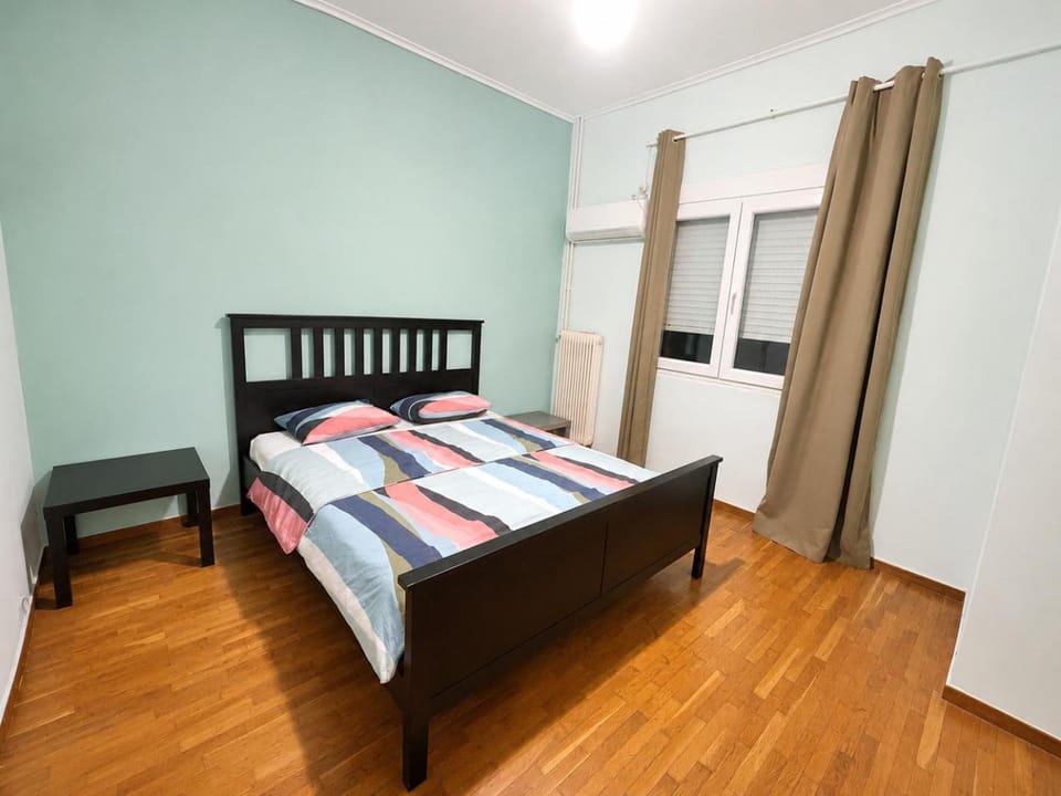2 bedroom apartment 300 meters metro Aghios loanis Apartment in Athens