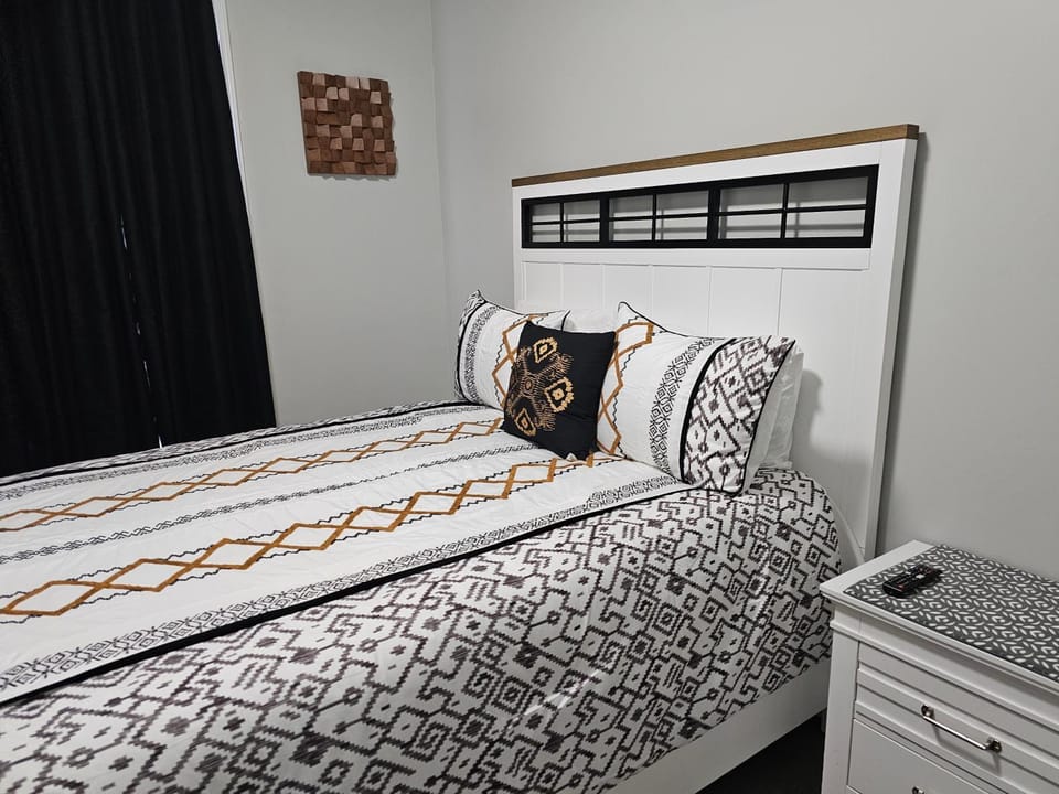 Bed, Bedroom