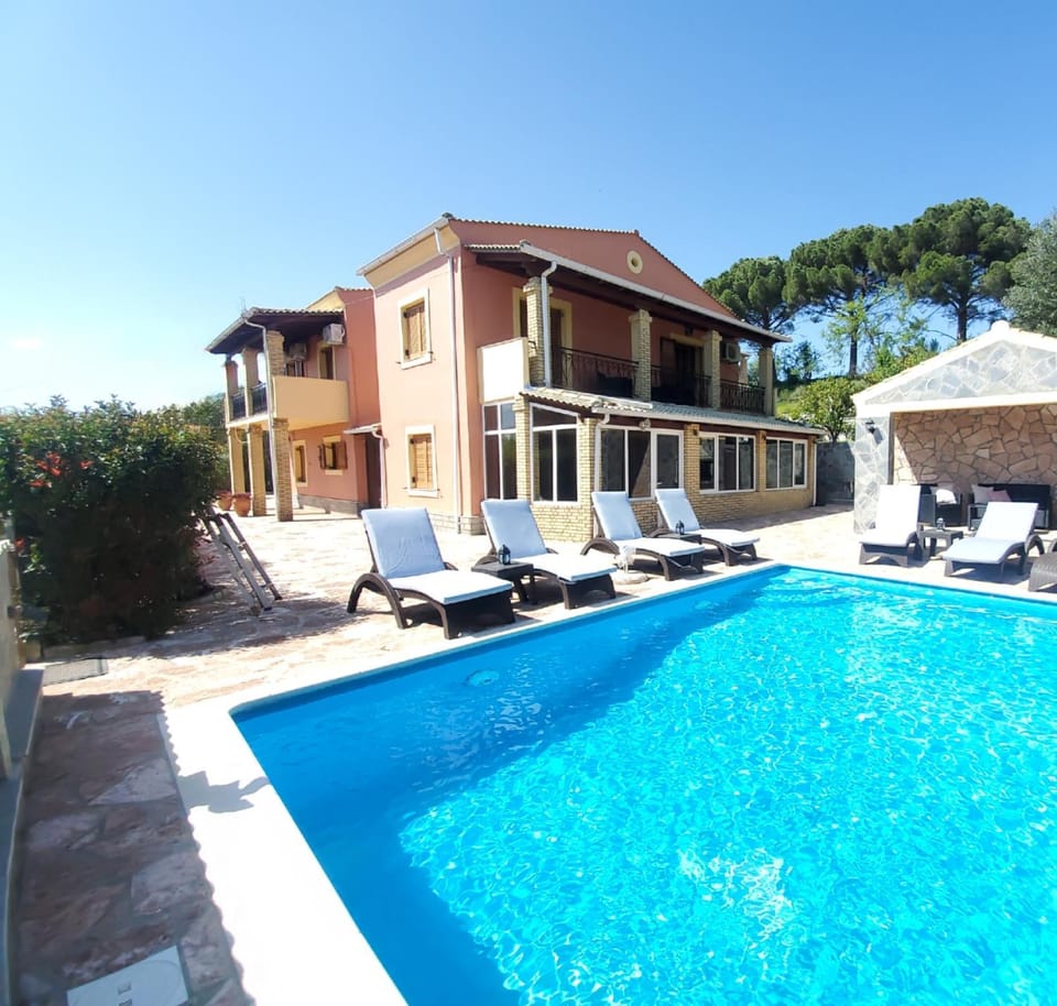 Poli House Family Villa W/ Pool Villa in Corfu