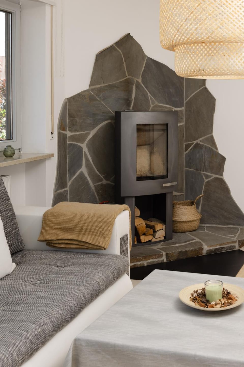 Living room, fireplace