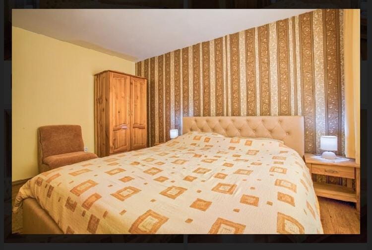Къща за гости Карасански Bed and Breakfast in Bansko