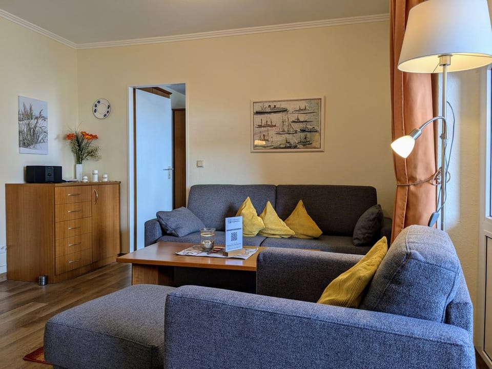 Trafalgar 355 Apartment in Cuxhaven
