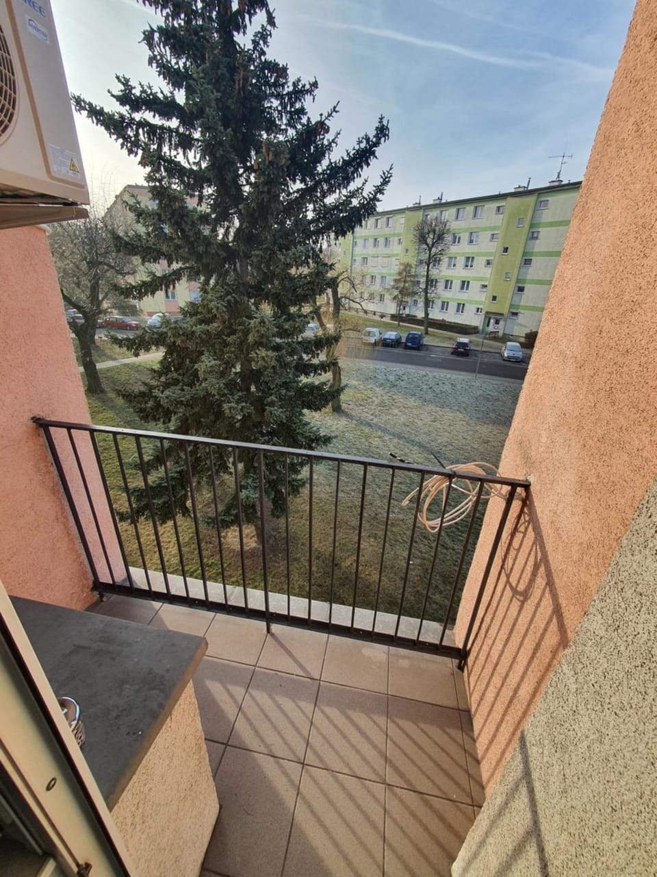 Property building, Day, View (from property/room), Balcony/Terrace