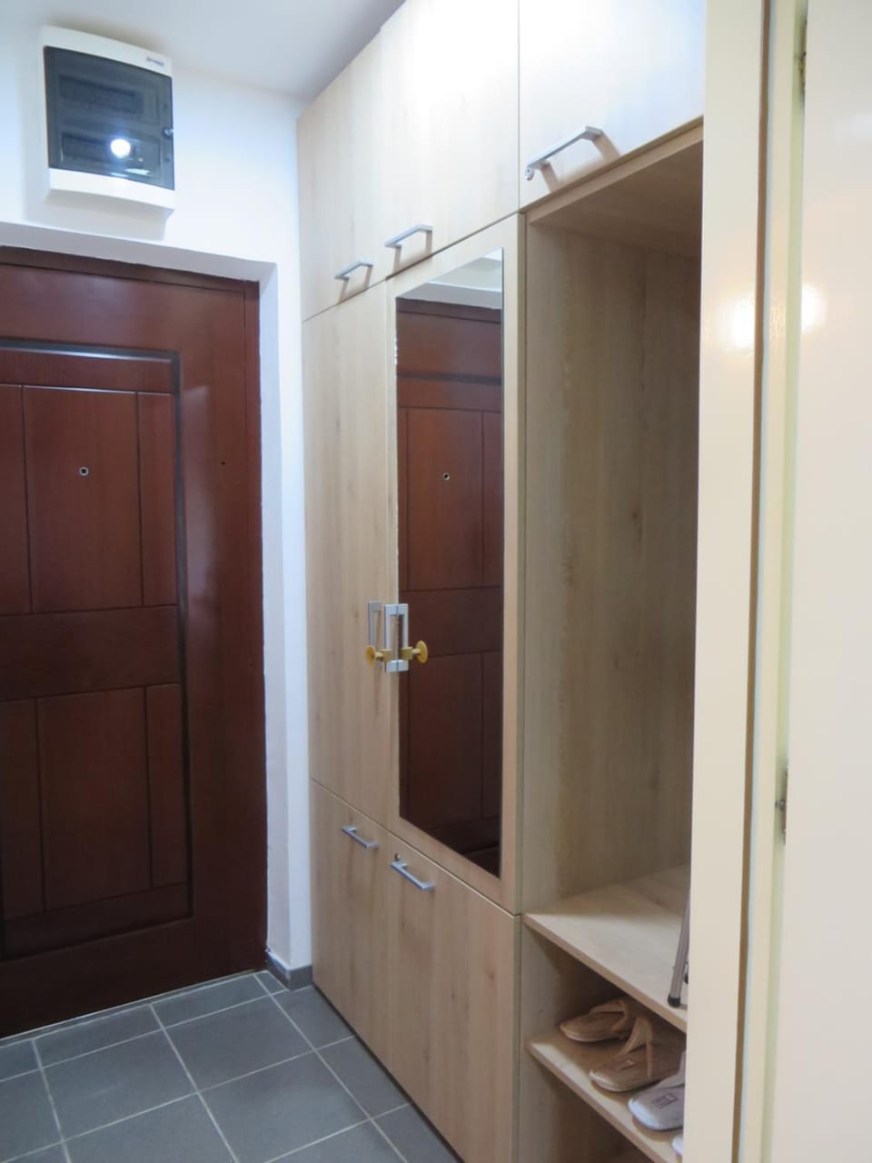 wardrobe