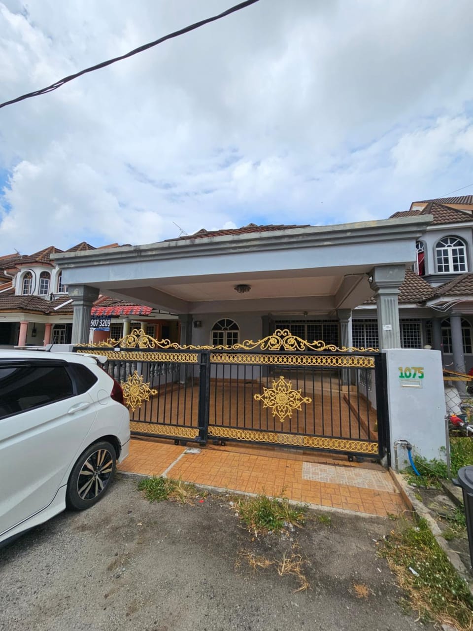 Property building, Parking