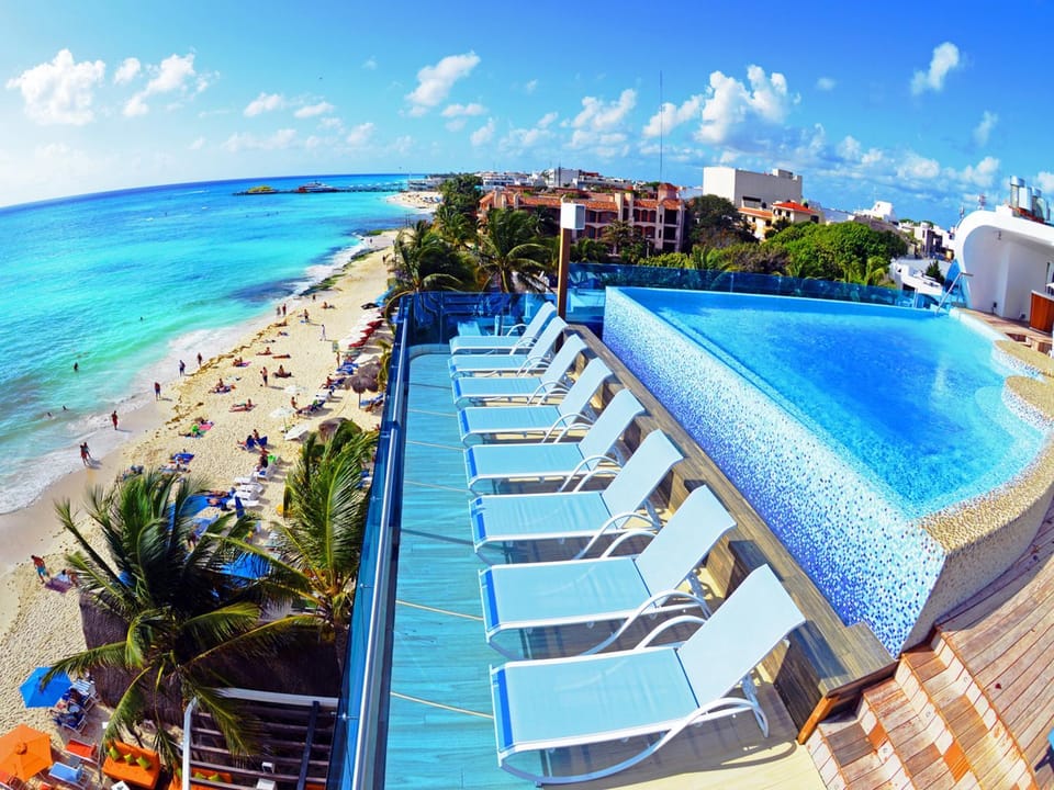 Sea view, Swimming pool