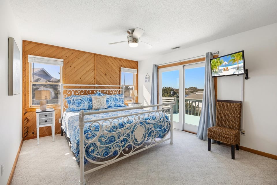 8074 - Sea Glass Charmer House in Avon
