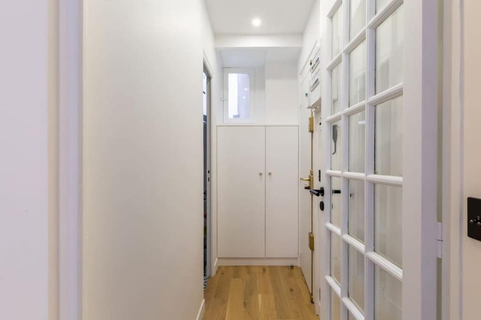 Luxury Flat in Arty Neighborhood Apartment in Paris