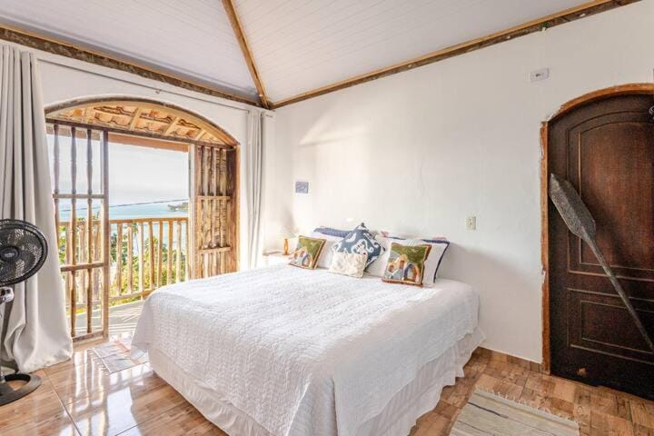 Bed, Natural landscape, View (from property/room), Photo of the whole room, Sea view