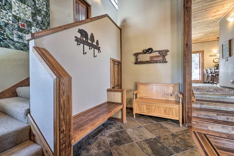 Shuttle to Ski Resort: Northstar Home! House in Sierra Nevada