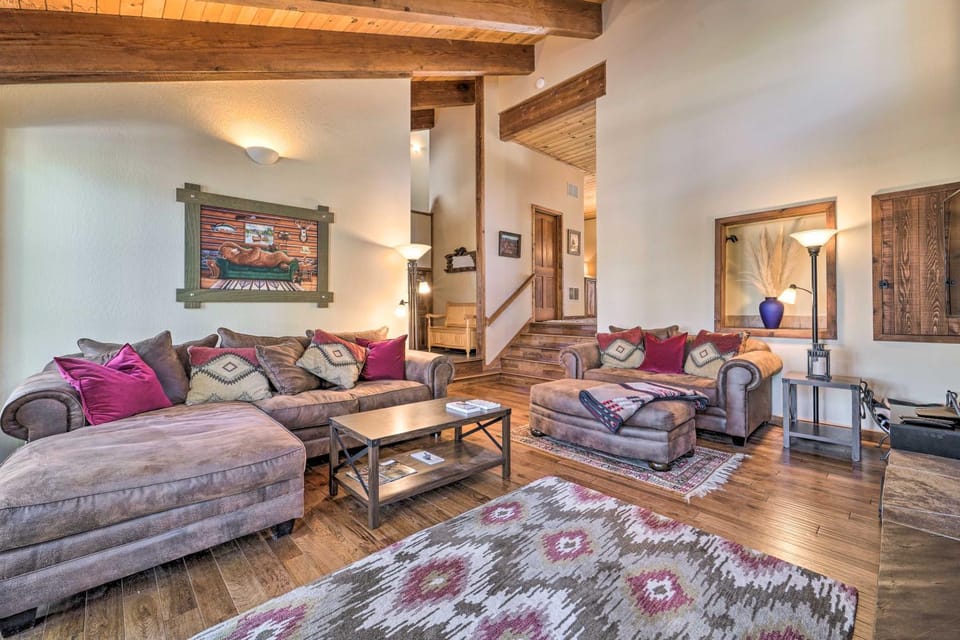 Shuttle to Ski Resort: Northstar Home! House in Sierra Nevada
