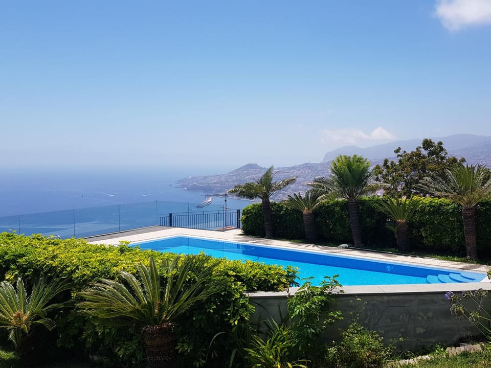 Natural landscape, Solarium, Mountain view, Pool view, Sea view, Swimming pool